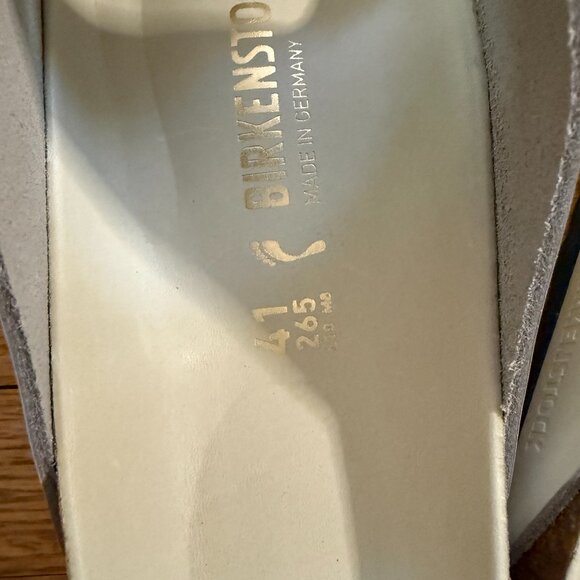 New Arizona Birkenstock Sandals – Leather/Gold Buckle (Narrow, New with Tags) - Picture 6 of 8